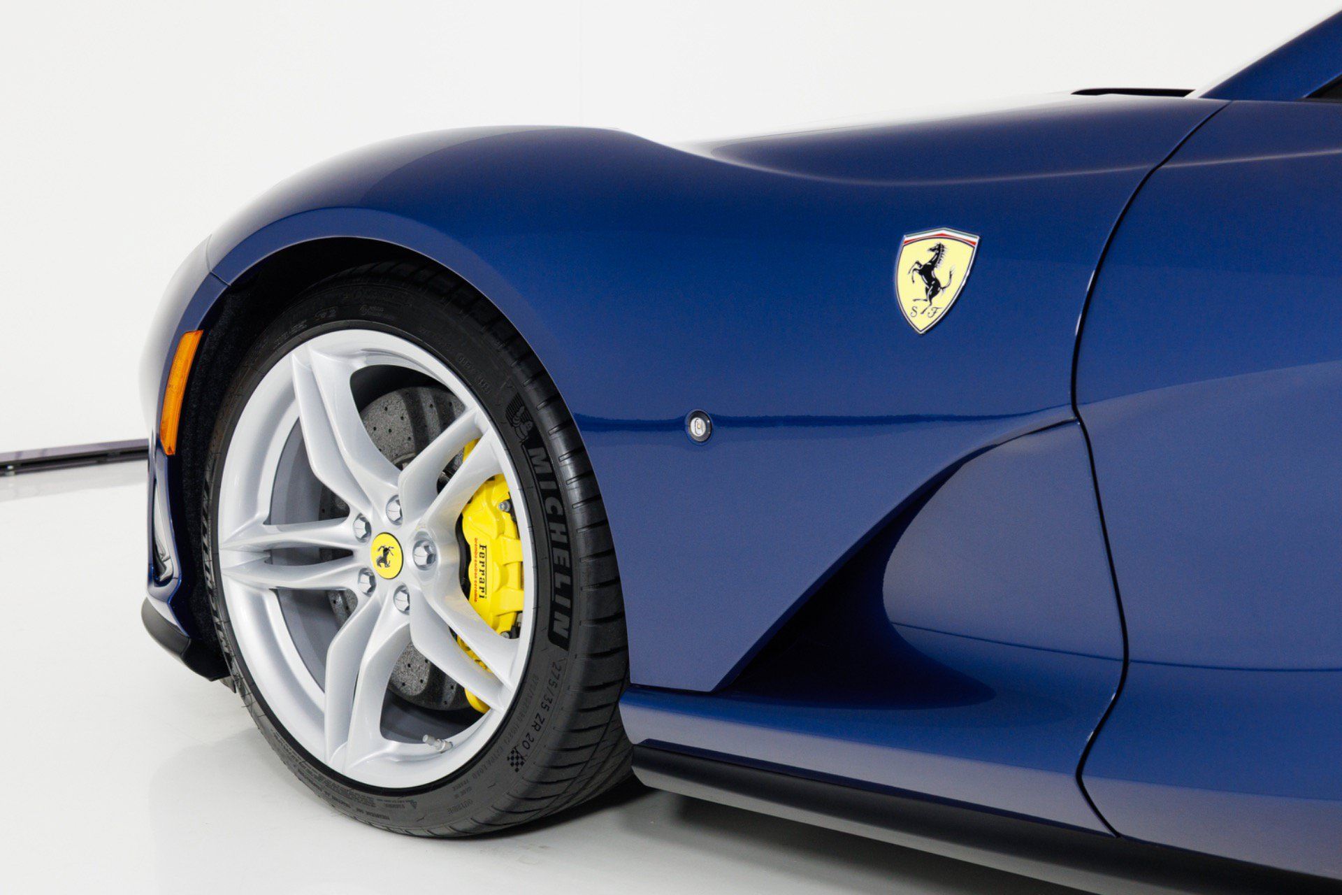 Used 2021 Ferrari 812 GTS RWD image 67