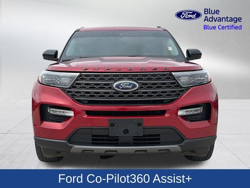 Certified 2022 Ford Explorer XLT w/ Equipment Group 202A AWD/4WD image 3
