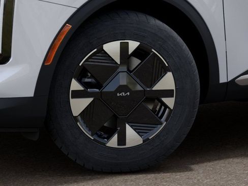 New 2026 Kia Sportage LX FWD image 9