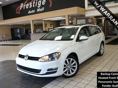Used 2017 Volkswagen Golf SE