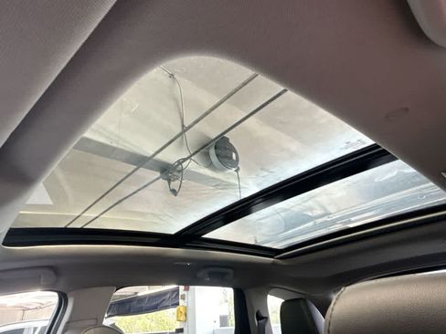 Used 2025 Acura MDX FWD image 21
