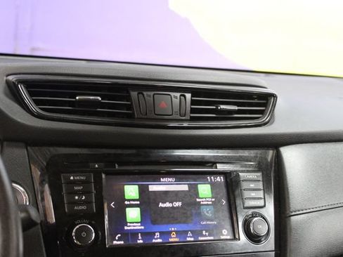 Used 2020 Nissan Rogue SV AWD/4WD image 19