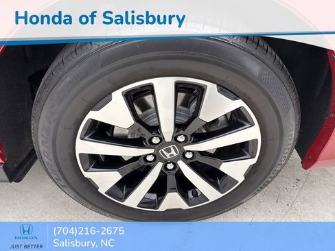 Certified 2025 Honda Odyssey EX-L image 6