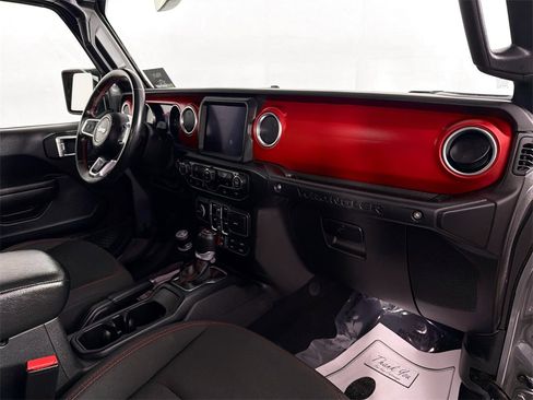 Used 2021 Jeep Wrangler Unlimited Rubicon w/ Dual Top Group image 31