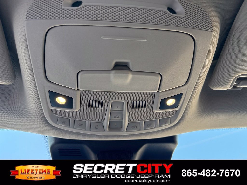 Used 2024 Lincoln Navigator L Reserve AWD/4WD image 41