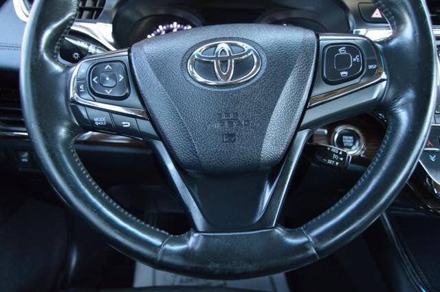 Used 2014 Toyota Avalon Limited FWD image 18