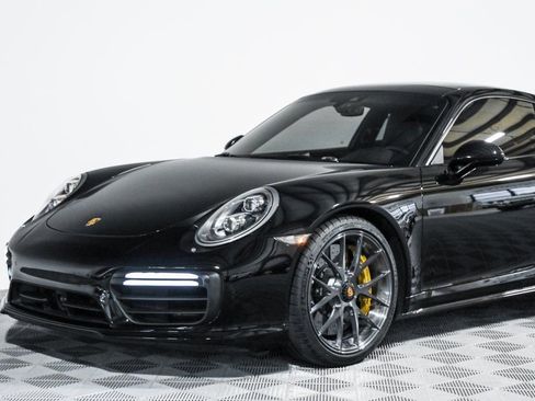 Used 2018 Porsche 911 Turbo S image 16