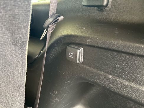 Used 2022 Jeep Grand Cherokee L Limited image 36