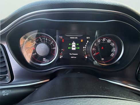 Used 2018 Dodge Challenger SXT w/ Driver Convenience Group image 11