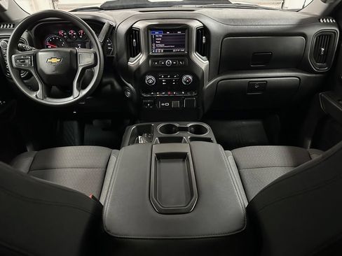 Used 2025 Chevrolet Silverado 1500 Custom Trail Boss AWD/4WD image 22