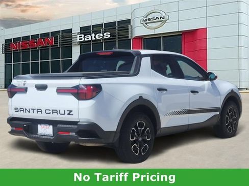 Used 2022 Hyundai Santa Cruz SEL image 3