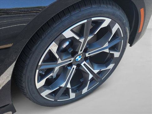 Used 2026 BMW 330i Sedan w/ Premium Package RWD image 8