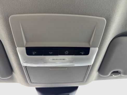 Used 2024 Nissan Sentra SV FWD image 32