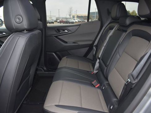 New 2026 Chevrolet Equinox LT w/ Convenience Package II image 15