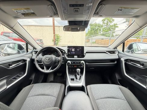 Used 2024 Toyota RAV4 XLE w/ Weather Package AWD/4WD image 33