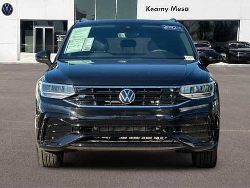 Used 2022 Volkswagen Tiguan SE R-Line image 9