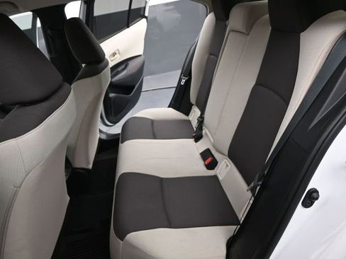 Used 2025 Toyota Corolla LE image 13