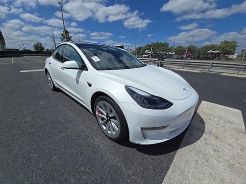 Used 2023 Tesla Model 3 Long Range image 3