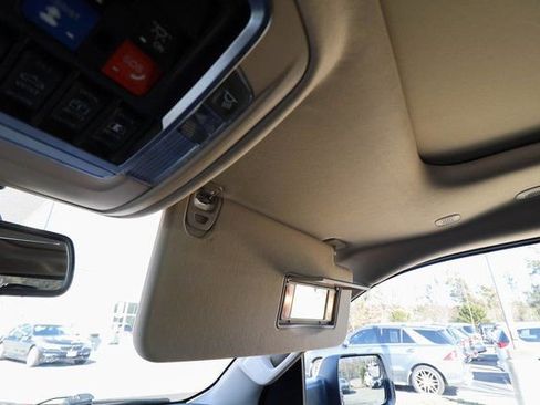 Used 2019 RAM 1500 Laramie AWD/4WD image 61
