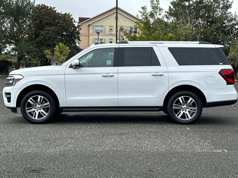 Used 2024 Ford Expedition Max Limited image 6