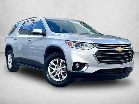 Used 2019 Chevrolet Traverse LT image 12