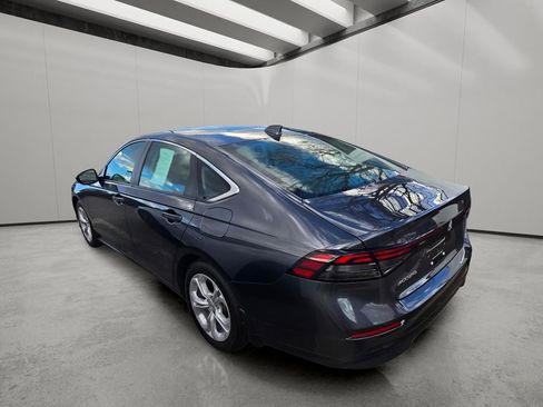 Used 2025 Honda Accord LX image 7