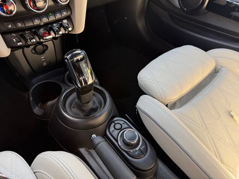 Used 2024 MINI Cooper S FWD image 19