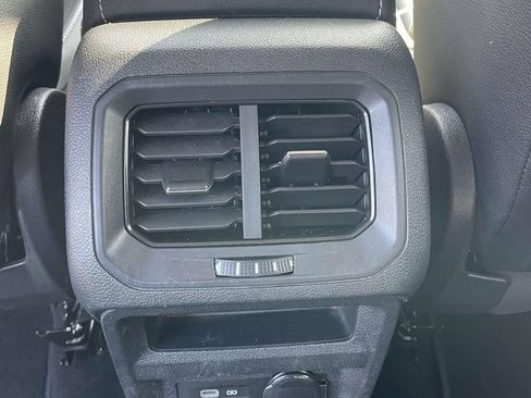 Certified 2023 Volkswagen Tiguan SE FWD image 14
