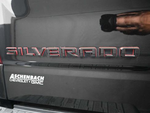 Used 2021 Chevrolet Silverado 1500 RST w/ Redline Edition image 9
