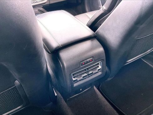 Used 2021 Lincoln Corsair AWD w/ Premium Package image 30