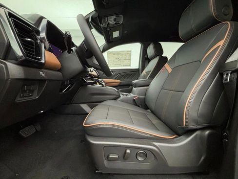 New 2026 GMC Canyon AT4 image 15