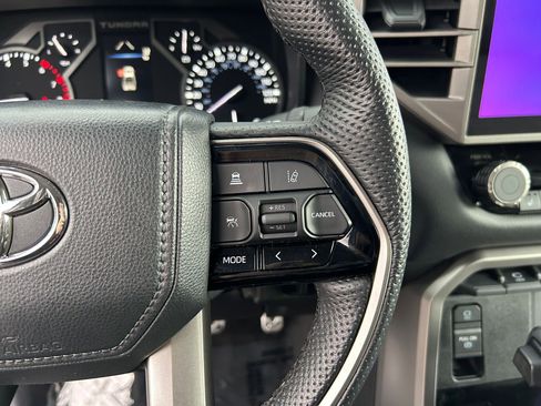 Used 2022 Toyota Tundra Limited image 13