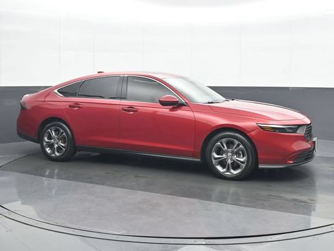 Used 2024 Honda Accord EX image 8