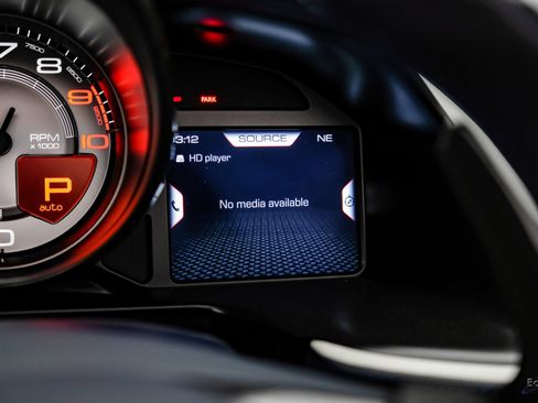 Used 2022 Ferrari 812 GTS RWD image 93