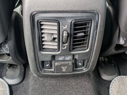 Used 2021 Jeep Grand Cherokee Overland AWD/4WD image 30