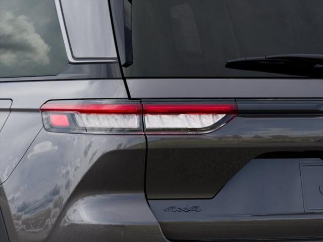 New 2026 Jeep Grand Cherokee Altitude AWD/4WD image 35