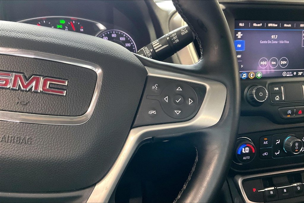 Used 2024 GMC Terrain SLT AWD/4WD image 9