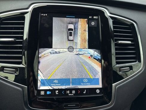 Used 2024 Volvo XC90 B6 Plus w/ Protection Package image 30