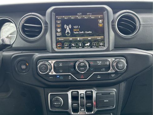 Certified 2021 Jeep Wrangler Unlimited Sahara 4xe image 17