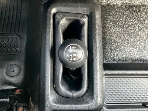 Used 2019 RAM 3500 Tradesman w/ Chrome Appearance Group image 65