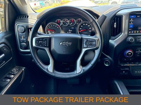 Used 2022 Chevrolet Silverado 1500 RST w/ Redline Edition AWD/4WD image 8