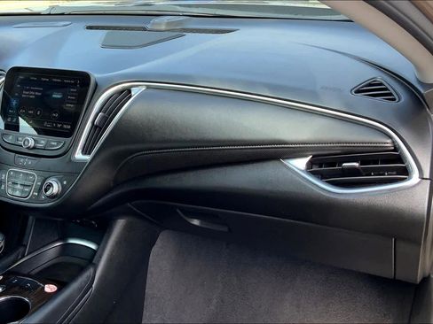 Used 2024 Chevrolet Malibu LT FWD image 18