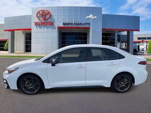 Used 2024 Toyota Corolla Sedan w/ SE Convenience Package image 7