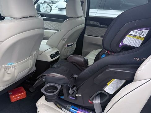 Used 2020 Hyundai Palisade Limited image 12