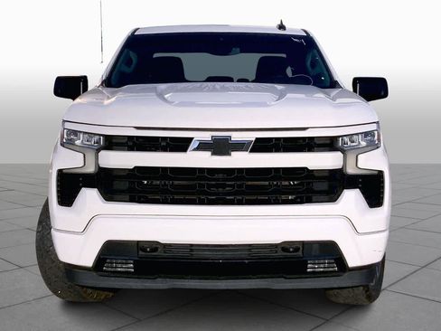 Used 2023 Chevrolet Silverado 1500 RST image 3