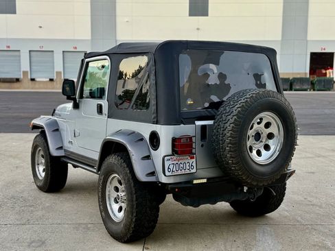 Used 2003 Jeep Wrangler Rubicon image 17