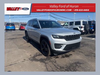 Used 2024 Jeep Grand Cherokee Altitude