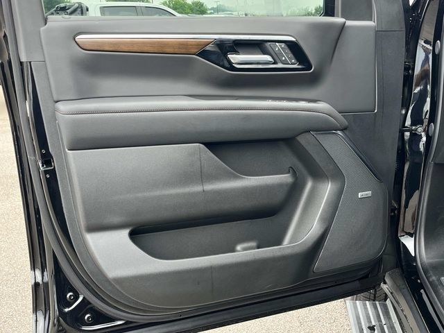 New 2026 Chevrolet Tahoe High Country AWD/4WD image 27