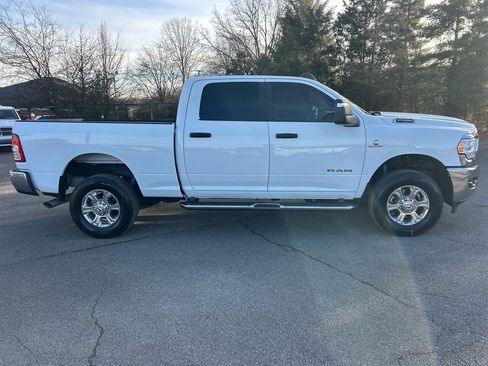 Used 2024 RAM 2500 Big Horn w/ Off Road Package AWD/4WD image 5