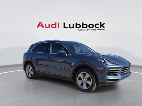 Used 2019 Porsche Cayenne image 2
